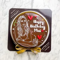 Outline Larna Cake Pound