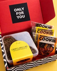 Sweet Cake & Cookie Box
