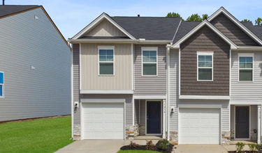 The Pointe at Westbriar Woods End Unit