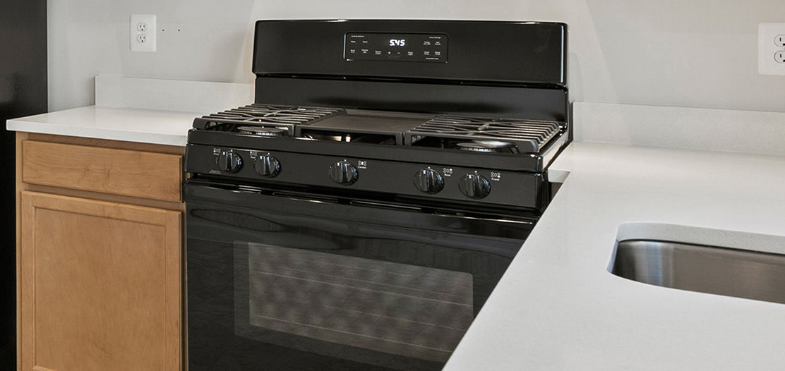 GE Appliances Stove