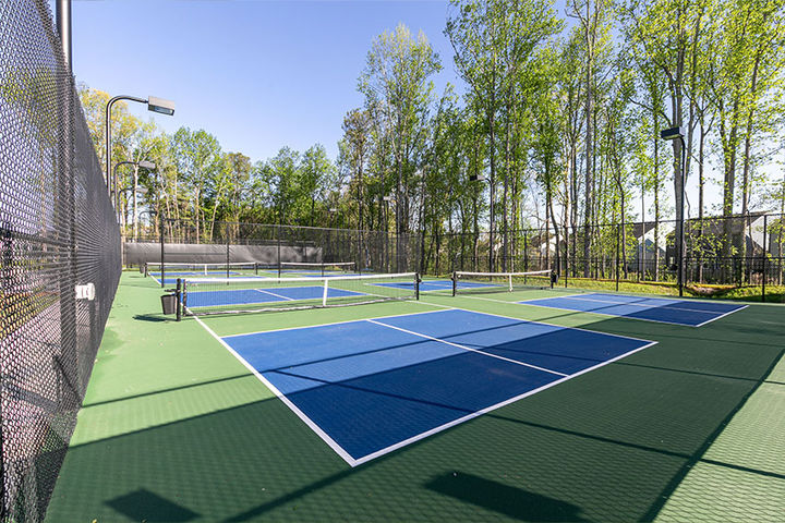 pickleball courts