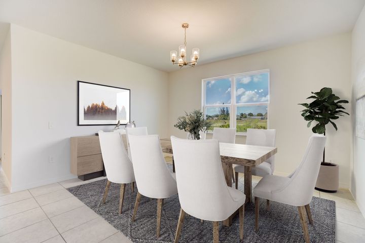 Dining Area in Brookshire