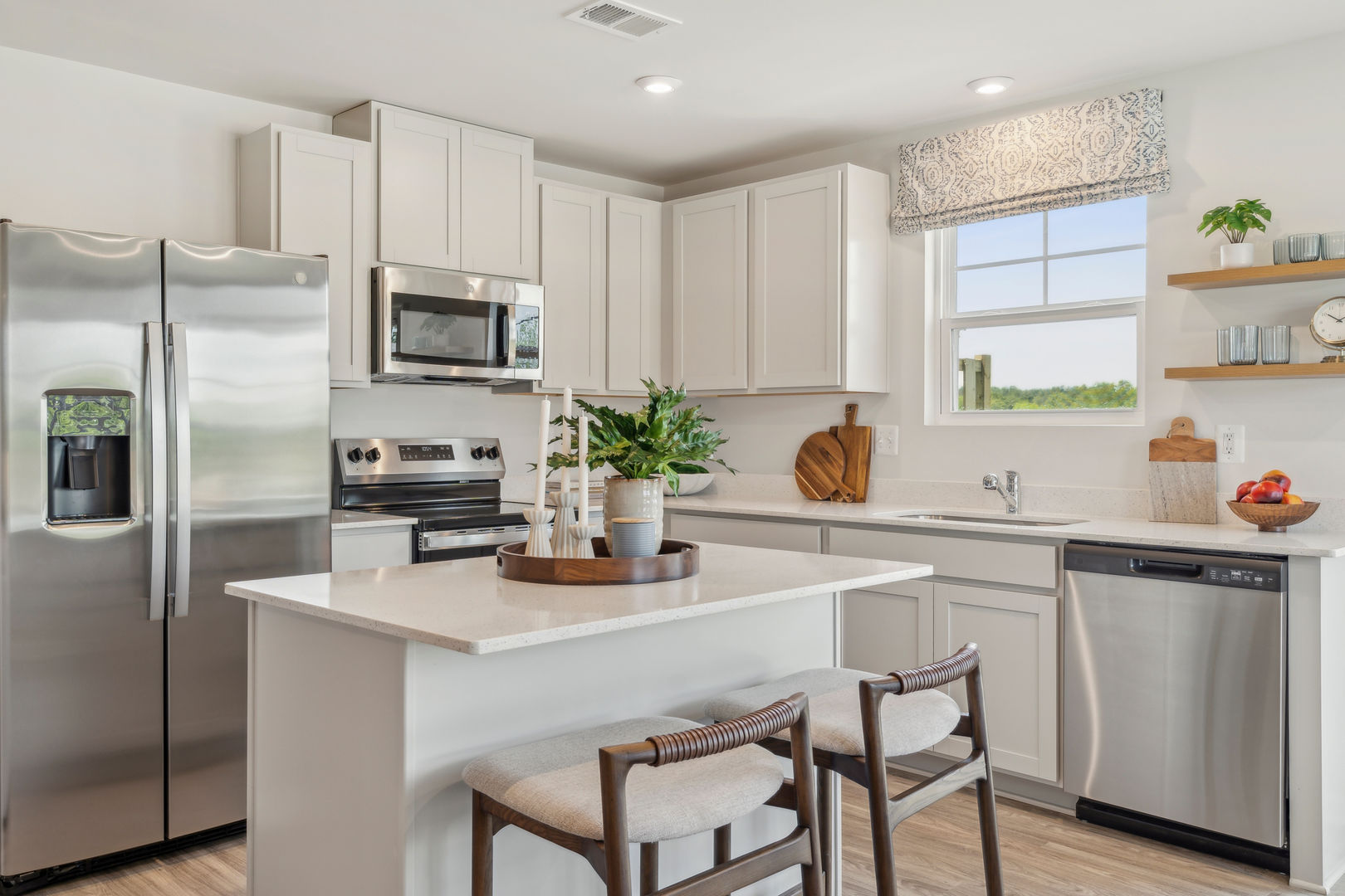 Kitchen with island