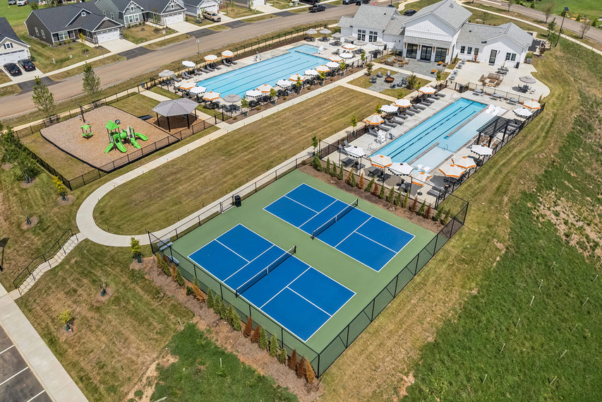 Essence at Creekside Amenities