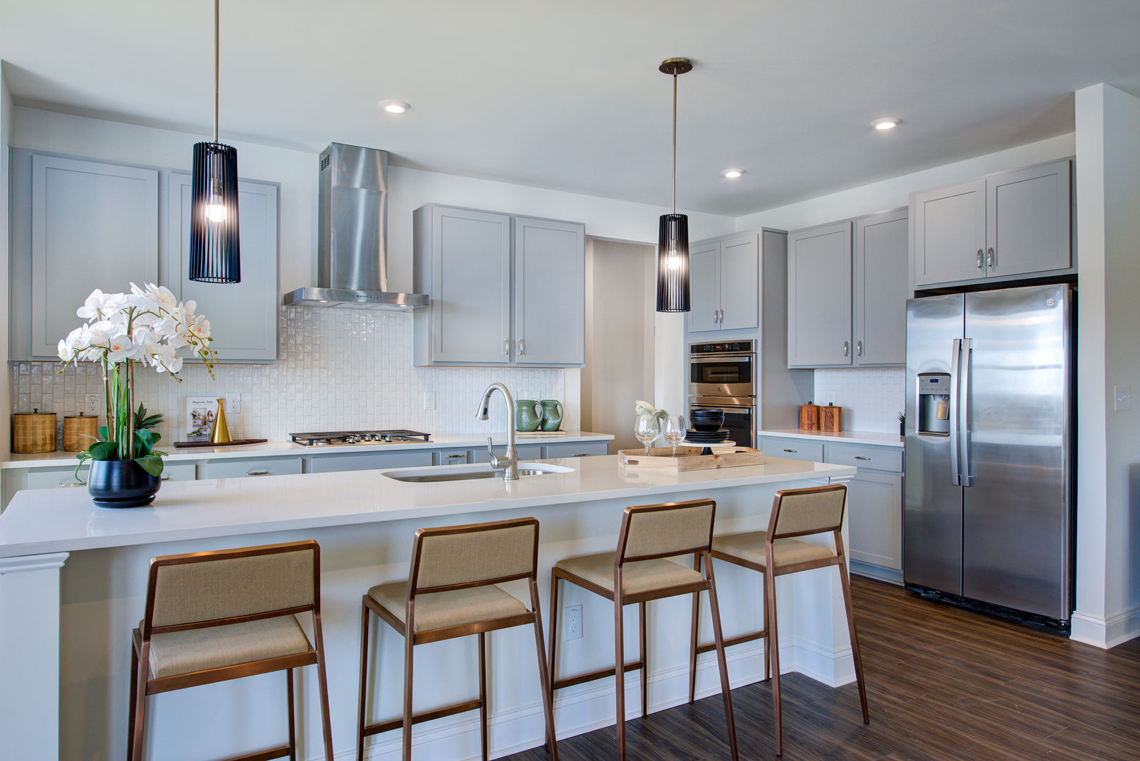 Kitchen with GE Appliances