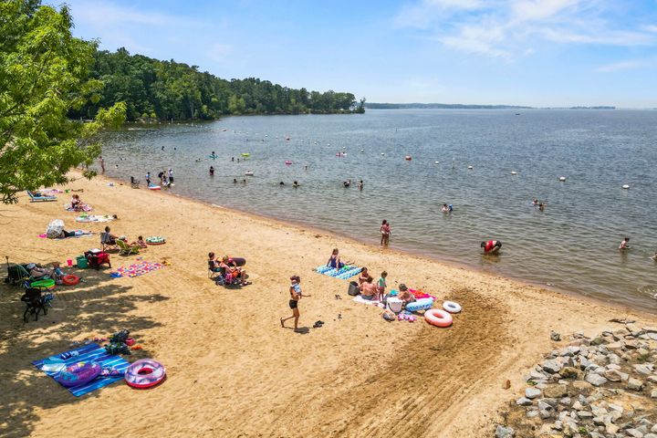Live Only 7 Miles from Lake Murray at Copper Crest