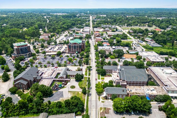 Enjoy all that Downtown Lexington has to Offer at Copper Crest
