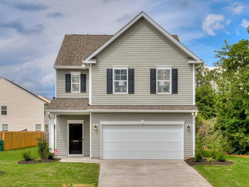 The Summerton Model Home at Clairbourne