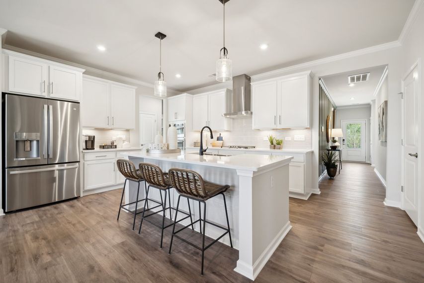 Gourmet Kitchen & Screened Patio