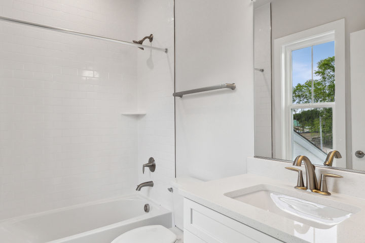 Bedroom Level Guest Bathroom