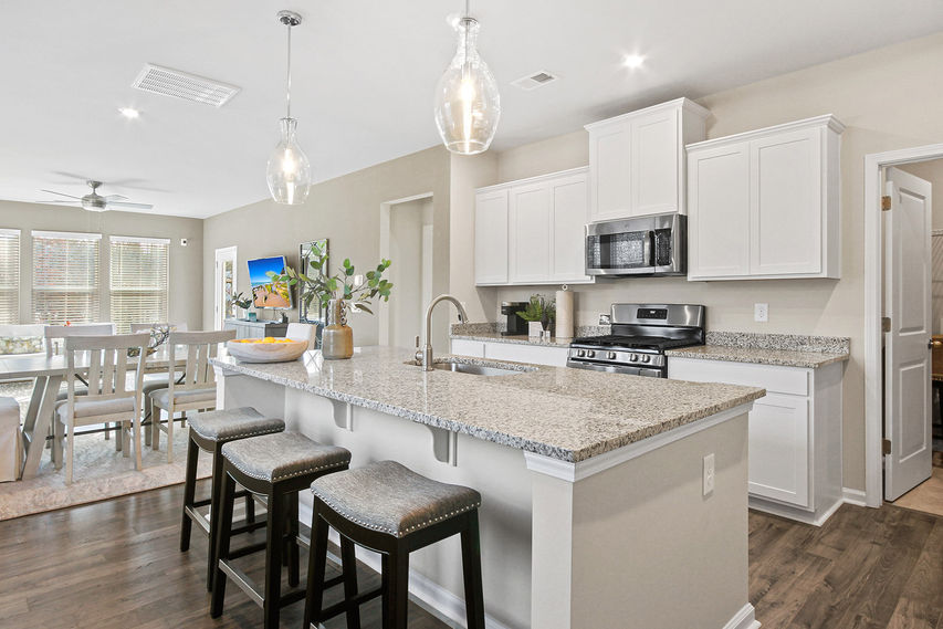 Kitchen with Island Seating