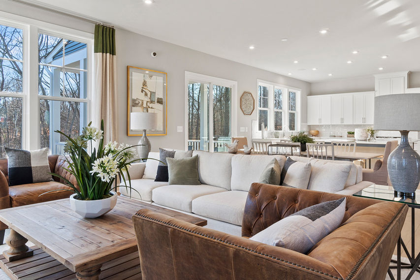 open family room to dining area and kitchen