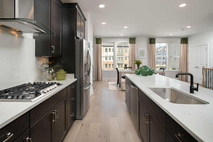 Oversized Kitchen Islands