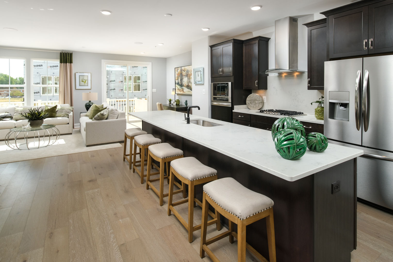 Oversized Kitchen Islands