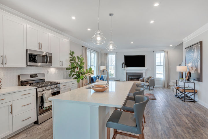 open kitchen to family room