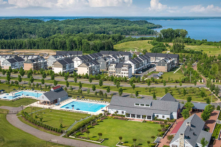 A riverfront community with resort style amenities