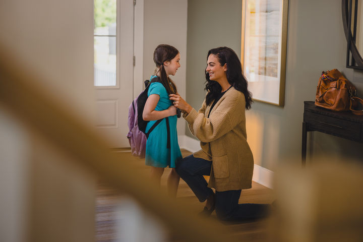 parent sending student to school