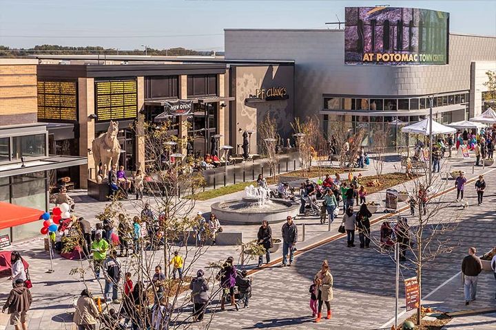 people shopping at potomac town center