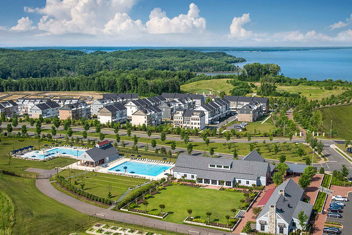 pools fields and clubhouse amenities at potomac shores