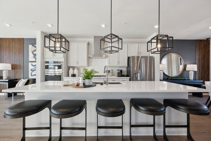 Kitchen with Oversized Island