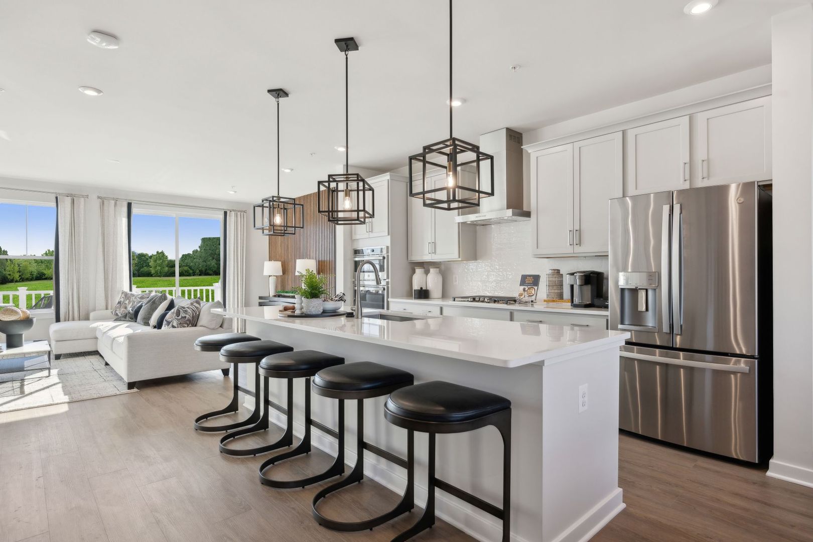 Kitchen with Island Seating