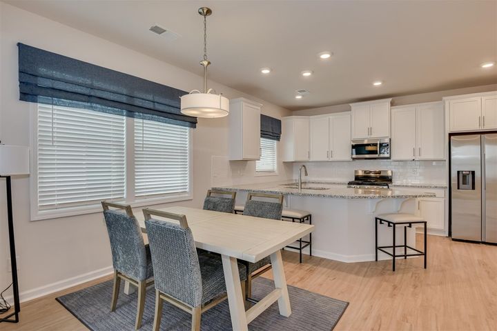 Breakfast Area and Kitchen