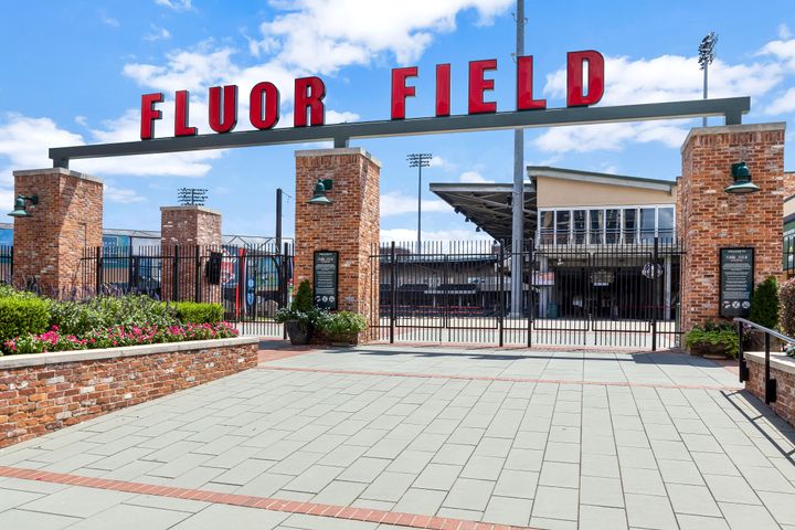 Fluor Field