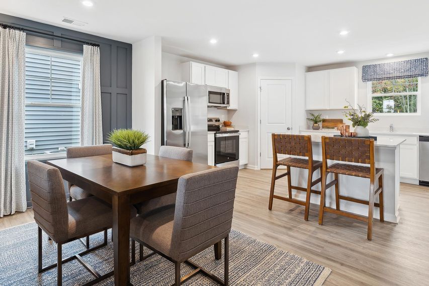 Breakfast Area and Kitchen