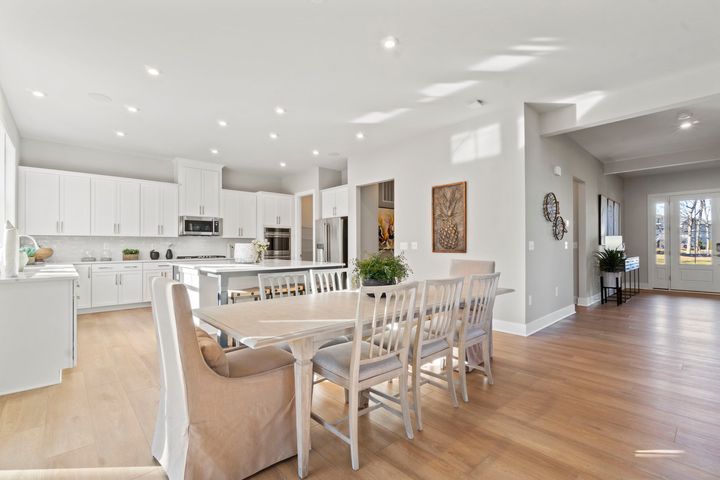 open dining area between kitchen and family room