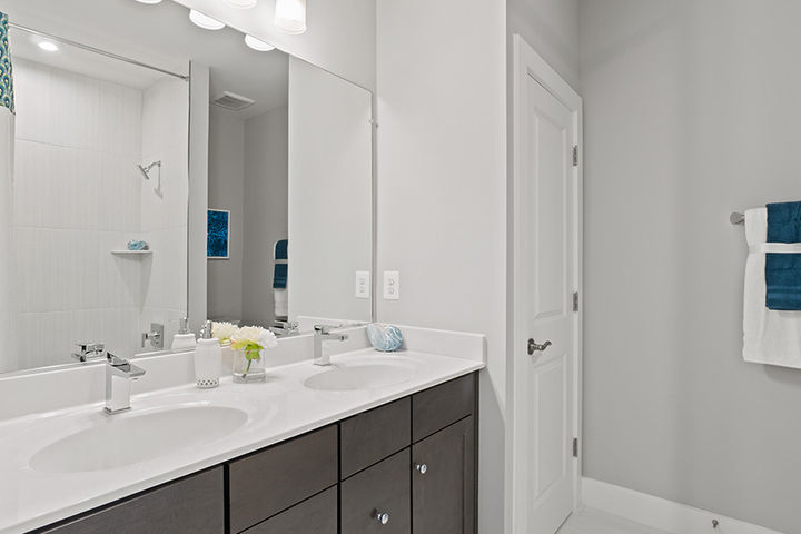 hall bath with linen closet