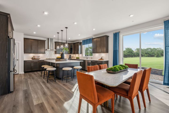 Kitchen and Breakfast Area
