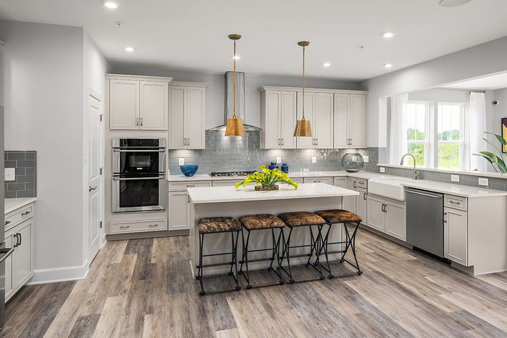 Kitchen with Island Seating