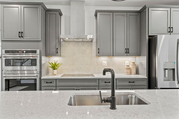 quartz countertops in kitchen