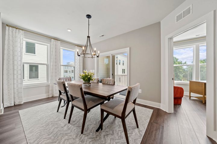 dining area with 6 person seating