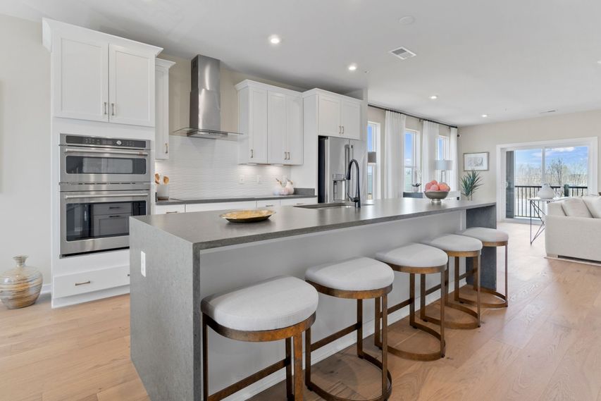 The Julianne Kitchen