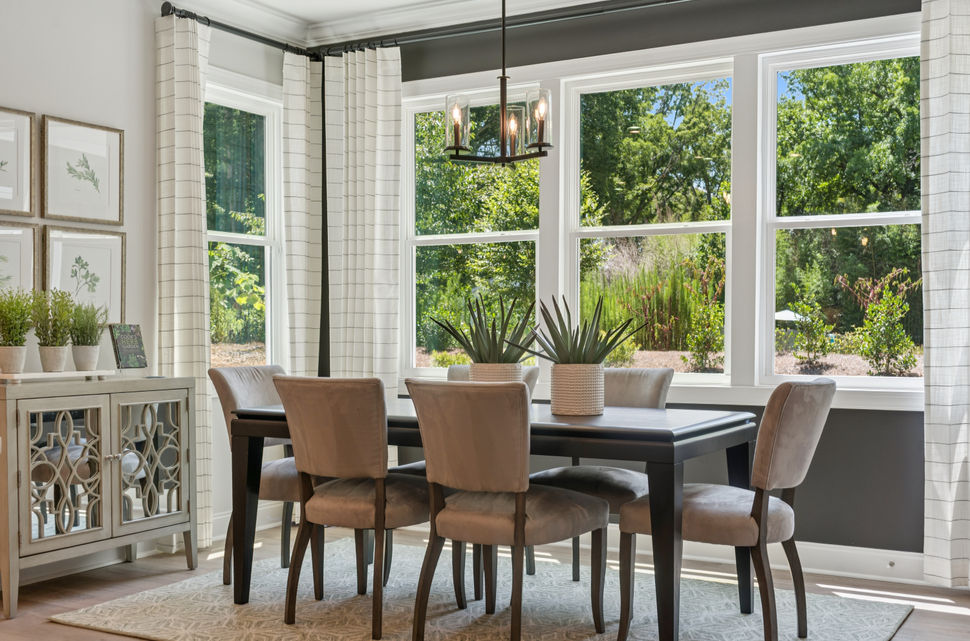 Breakfast Room Area