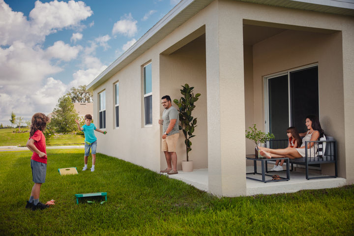 Private Outdoor Living Area at Wynnstone