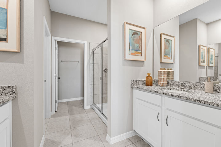 Primary Bathroom of The Juniper at Wynnstone