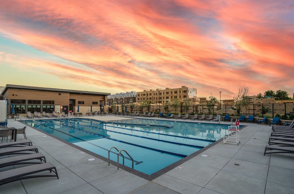 Westside at Shady Grove in Rockville, MD neighborhood pool