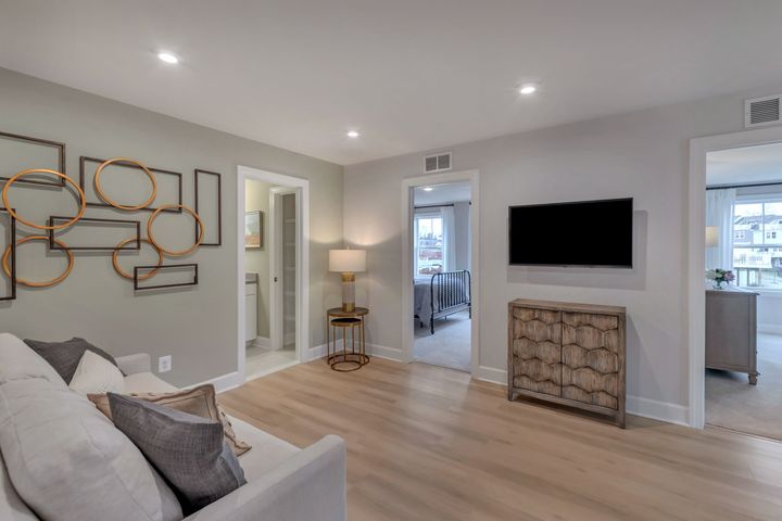 Upper Flex Room