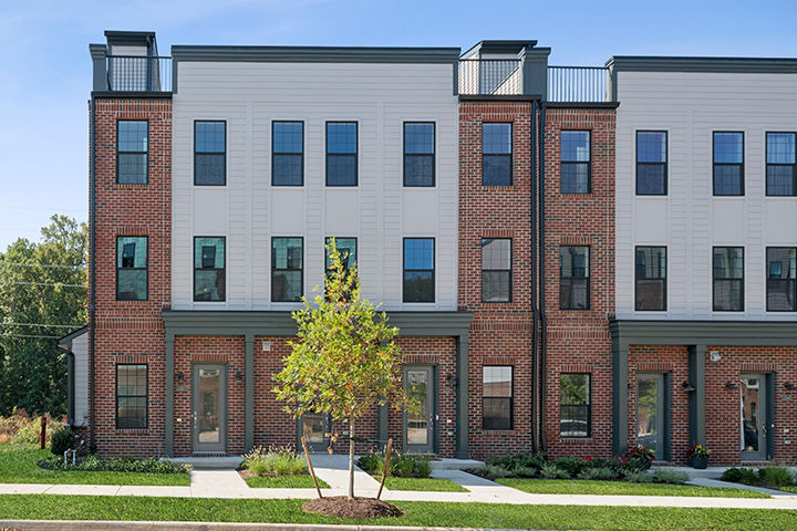 Front exterior of the main level living Reuben plan