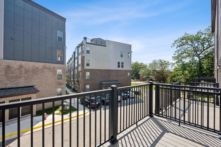 Upper Level Balcony