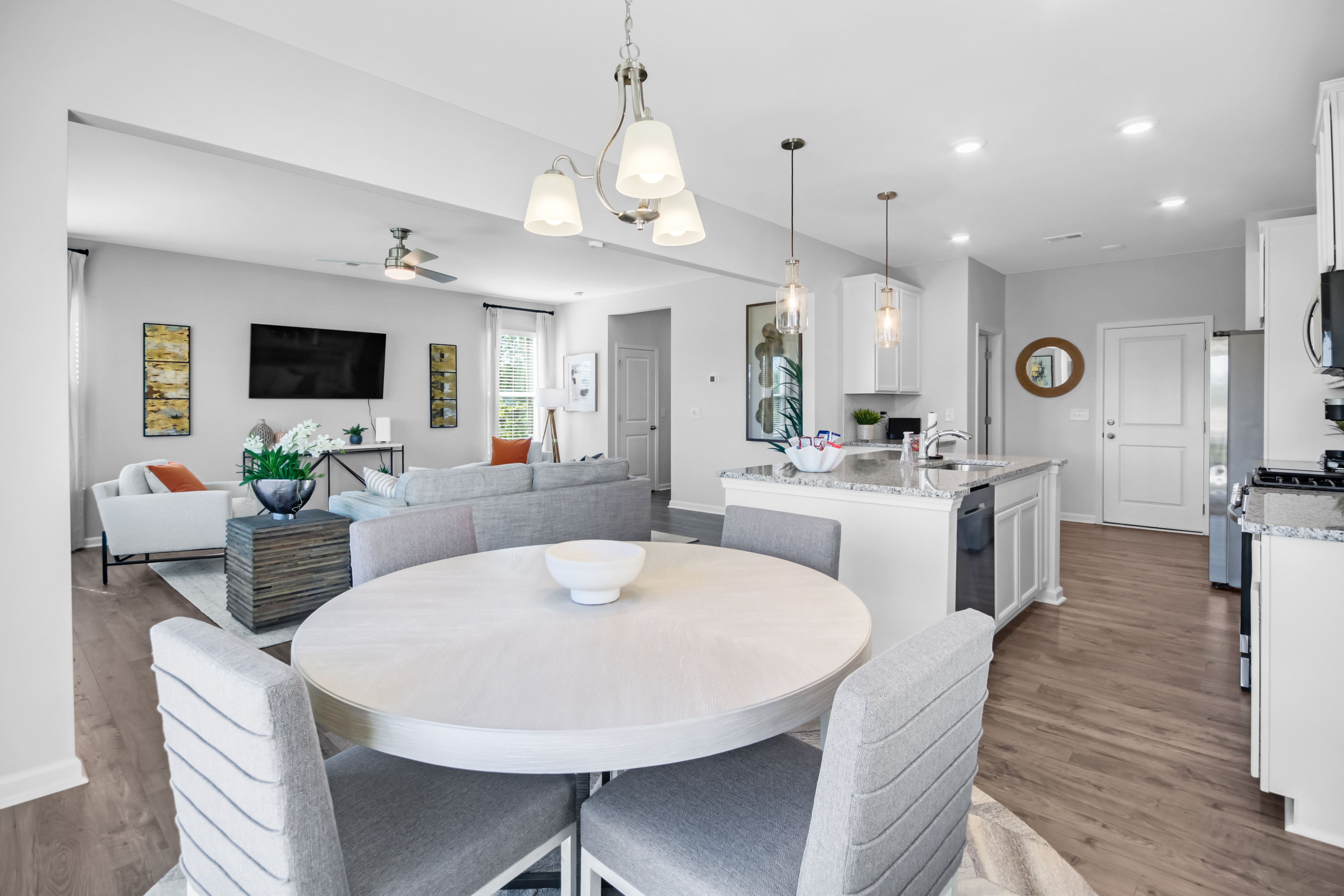 Breakfast Area into Family Room