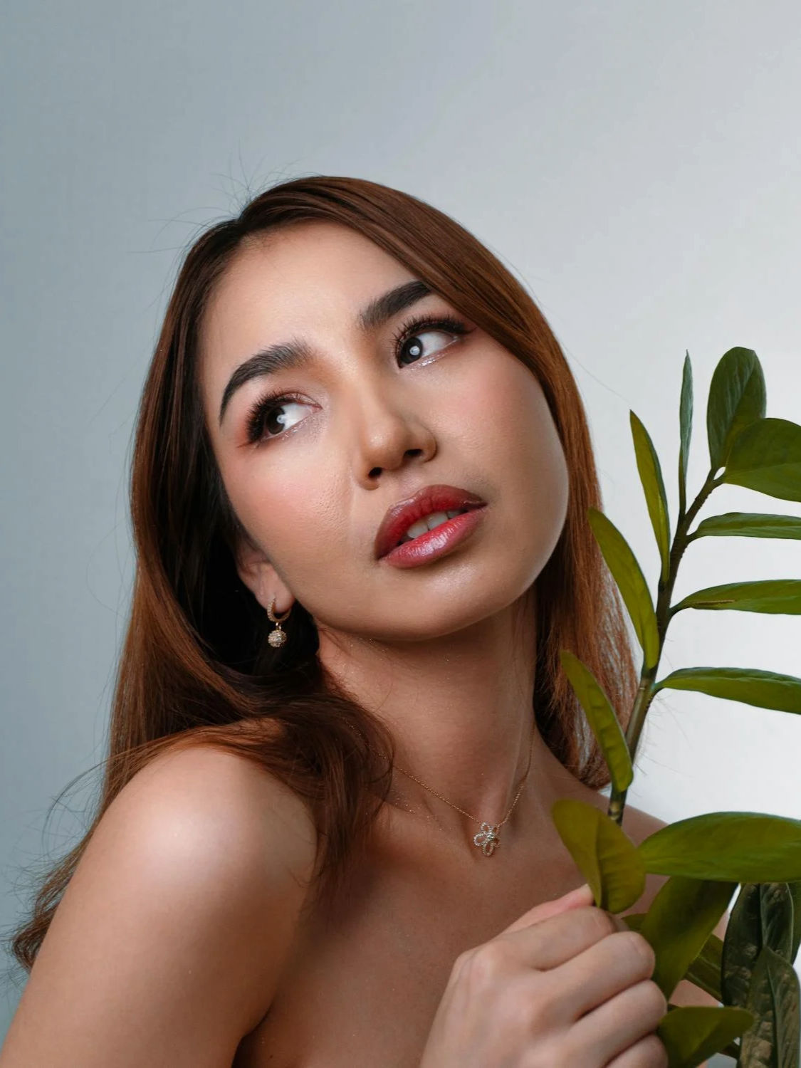 Makeup Tips for Oily Skin