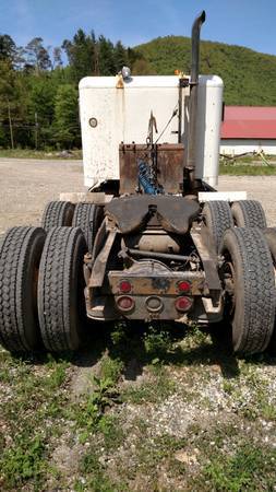 1991 Freightliner FLD 475 Cummins, WET LINE