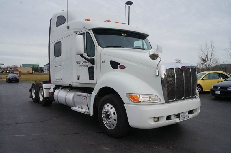 2007 Peterbilt Tractor C 15 Automatic Sleeper Cab