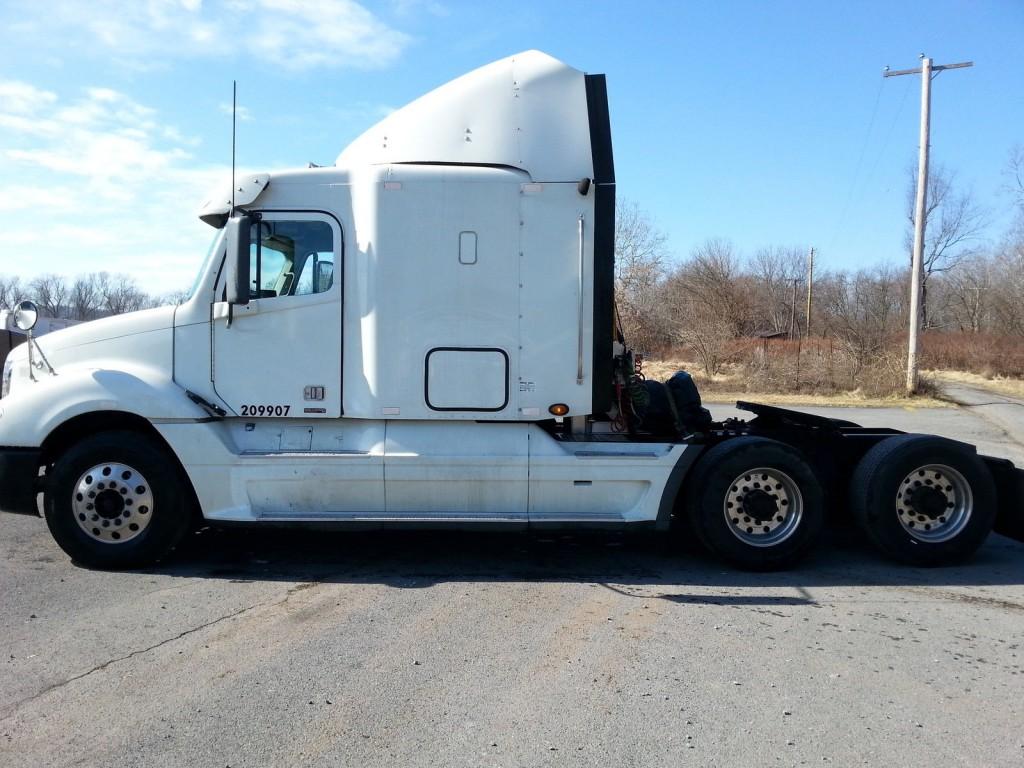 2012 Freightliner Columbia Glider kit