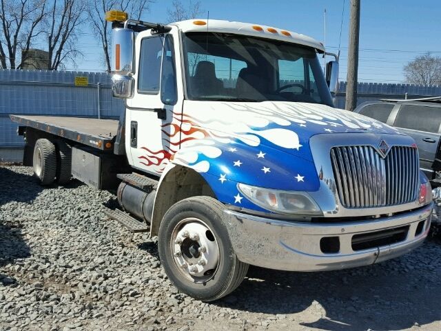 2005 International 4000 SERIES
