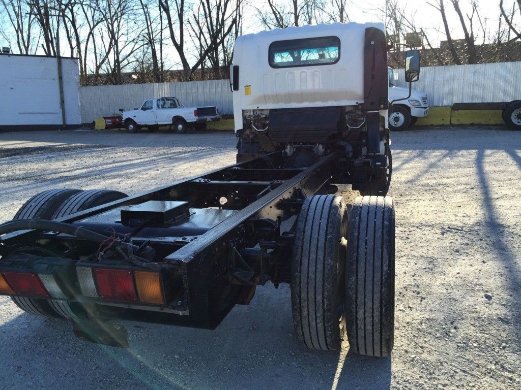 2008 Isuzu NPR HD Cab & Chassis