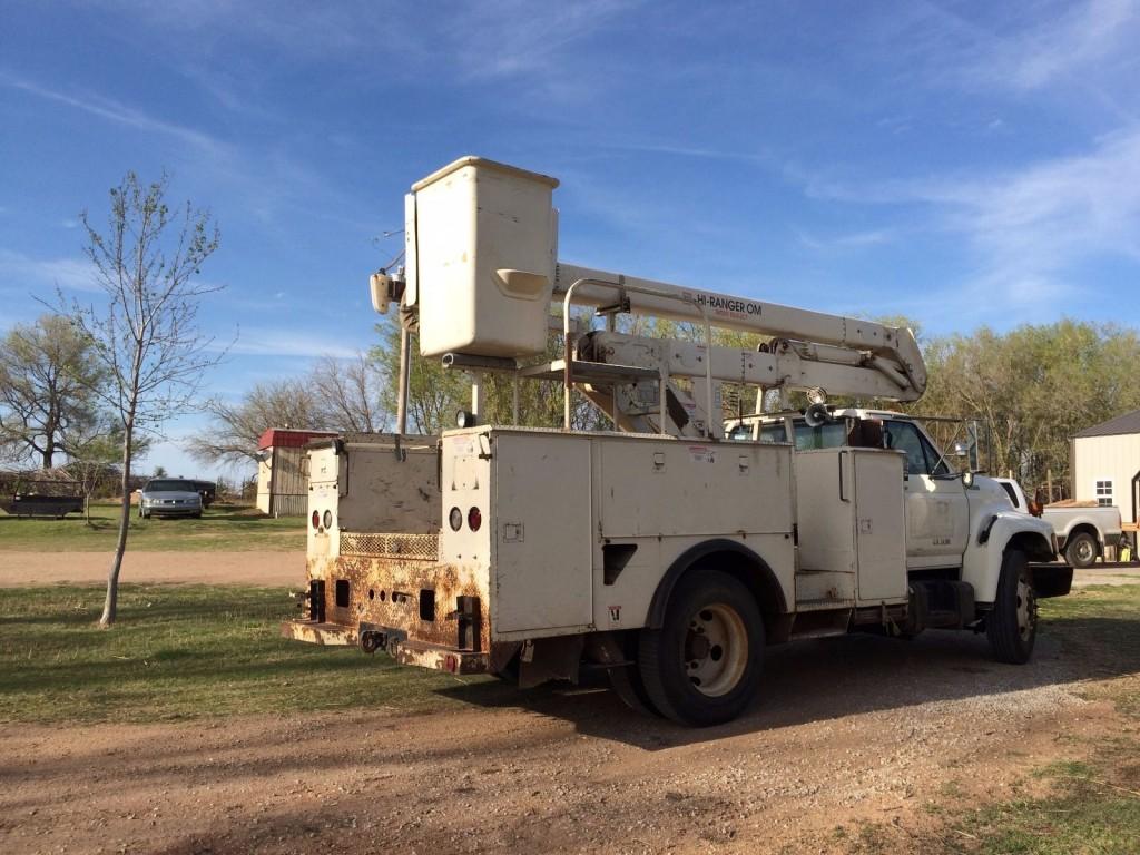 1997 Ford F700 Bucket Truck Cummins Diesel Utility Bed